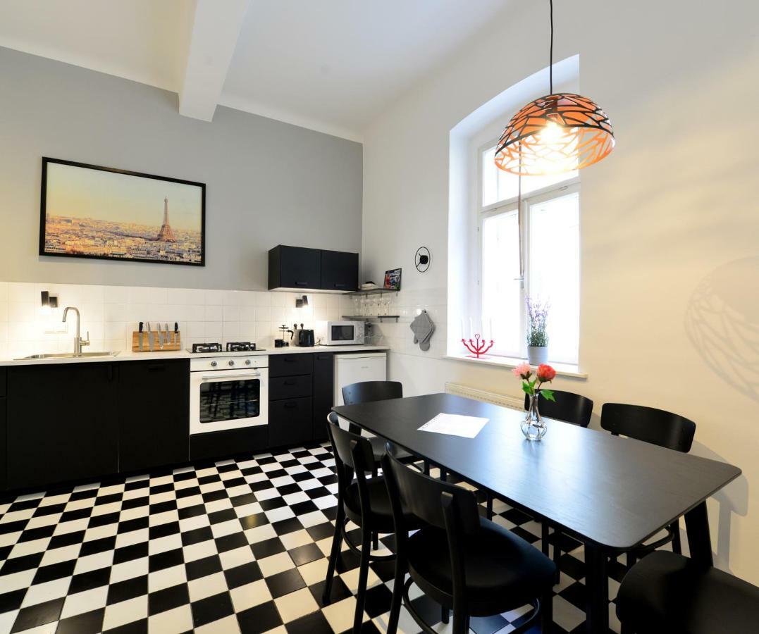 Apartment Fancy For 6 With Self-check-in At Spittelberg Wien